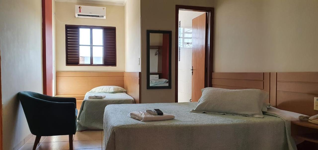 Colorado Plaza Hotel Rio Verde Kültér fotó